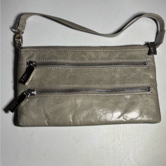 HOBO Gray Purse - Picture 1 of 16